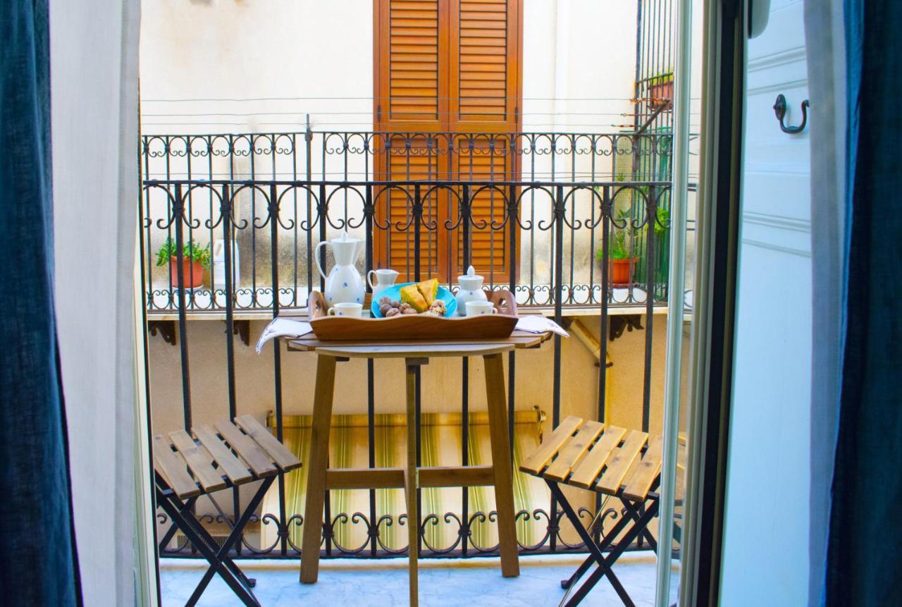 Porto Salvo Apartments - By Vacation Service Cefalù Exterior foto